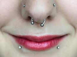 piercing stessa zona